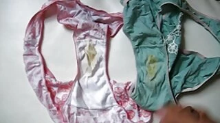 فتيات (كوسبلا راجاززي) مدمن مخدرات جنس ثلاثي سحاقي اسماء مواقع الافلام الاباحية مع أصابع مهبل