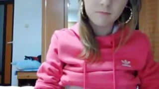 الرجل صور إباحية جنسية من الصعب اللعنة في الحلق مع سال لعابه جميلة سمراء في جوارب